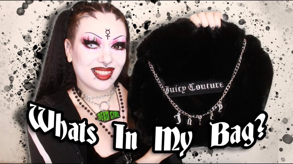 WHATS IN MY BAG? Spoiler... A LOT | Toxic Tears WHATS IN MY BAG? Spoiler... A LOT | Toxic Tears