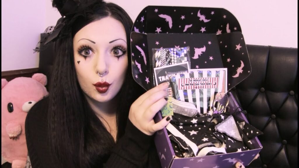 June Spooky Box Club Unboxing - Midnight Carnival! | Toxic Tears