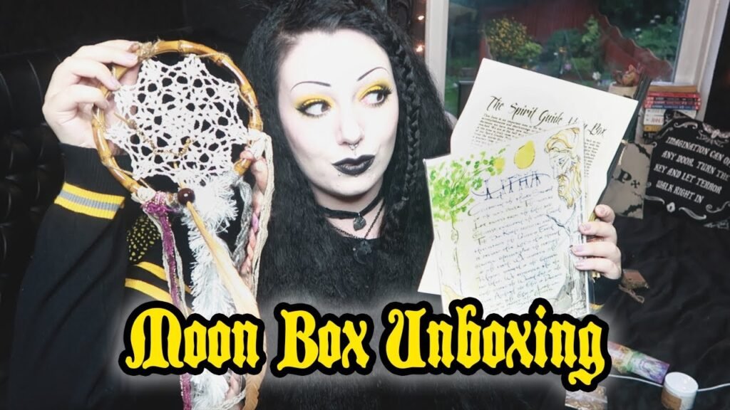 Moon Box Unboxing #4 - Witchy Subscription Box | Toxic Tears