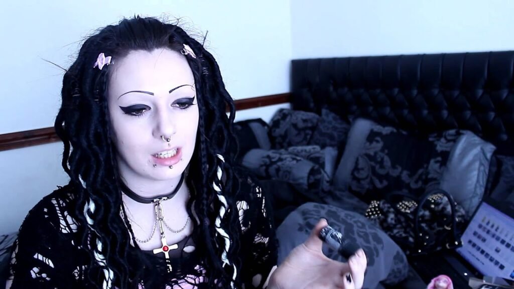 Mini Lush Haul! Trying New Products | Toxic Tears